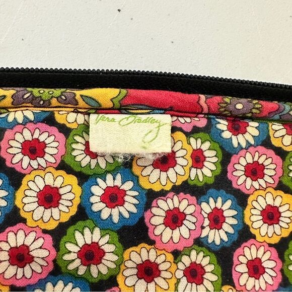 Vera Bradley Tablet Sleeve Symphony in Hue Paisley Quilted Zippered Cover - Picture 4 of 7